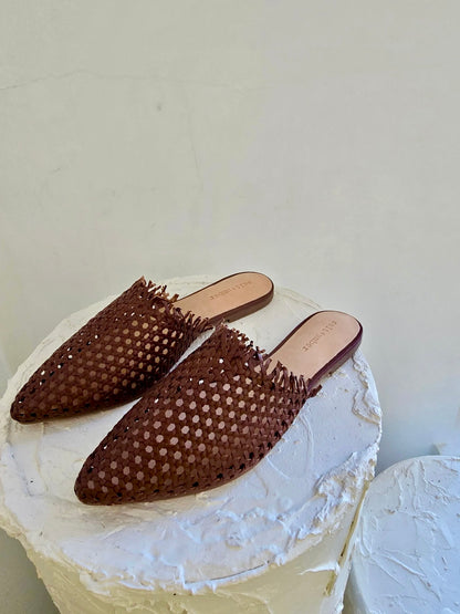 MIRABELLE - BROWN handwoven leather mule