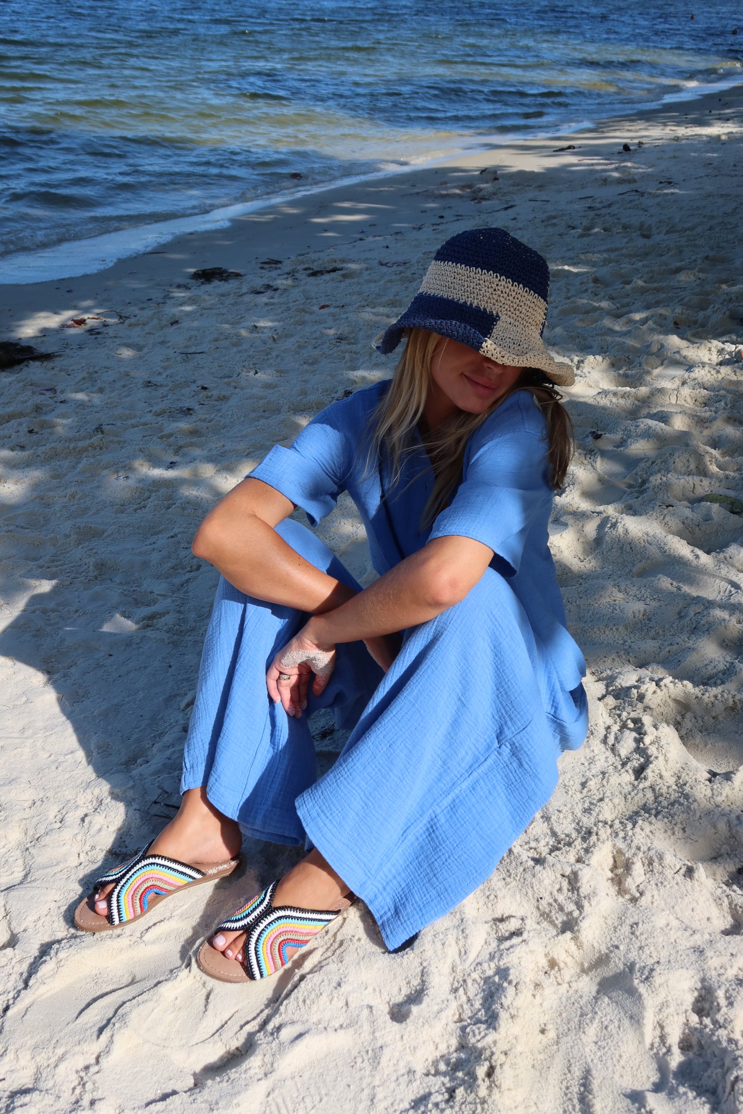 BALI - RAINBOW raffia slide