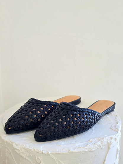 AVRIL-BLACK leather mules