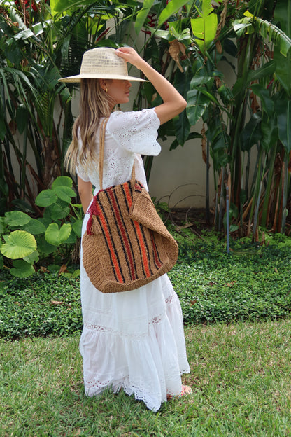 GOLDIE - oversized raffia tote