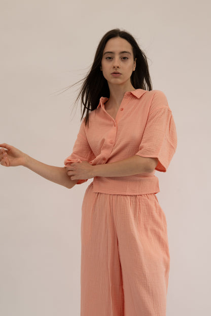 MAUI - CORAL SHORT SLEEVE BUTTON DOWN TOP