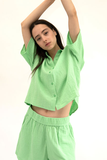 MAUI - LIME SHORT SLEEVE BUTTON DOWN TOP