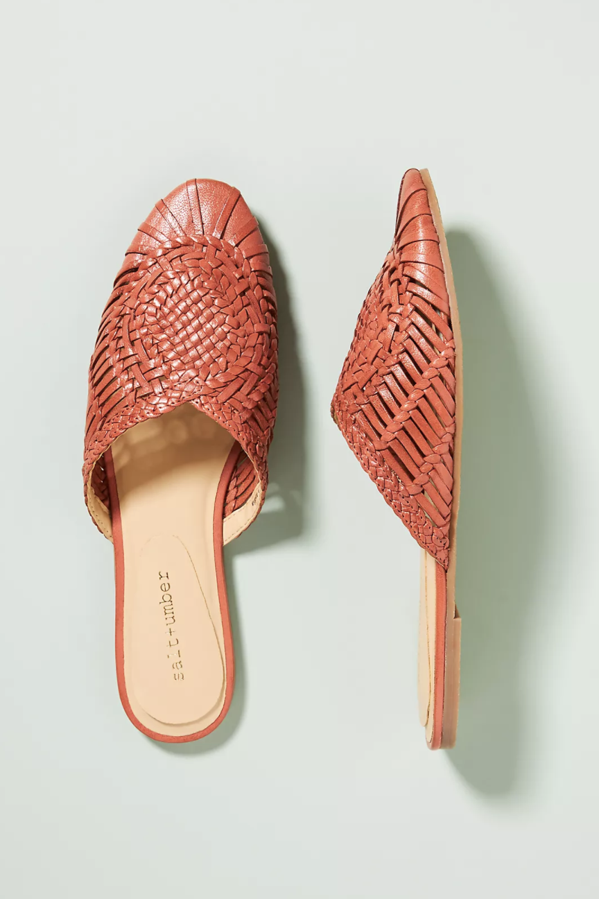 ARI - COGNAC handwoven leather mule