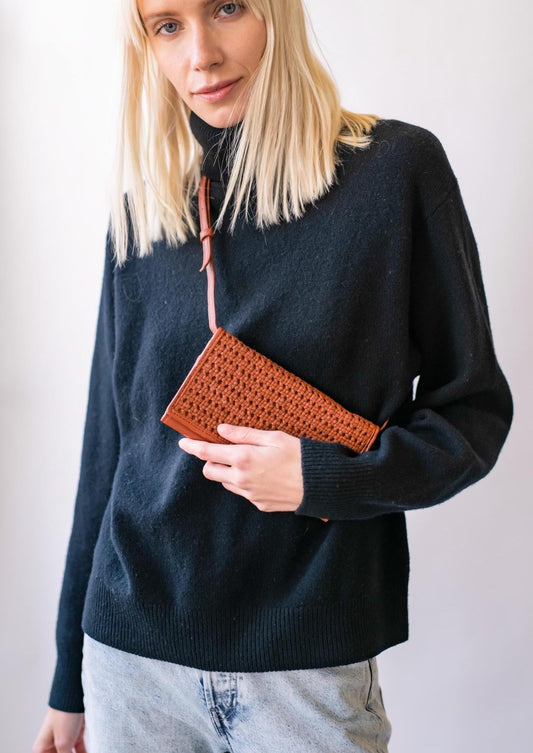 PLAYA CONVERTIBLE BAG - BROWN